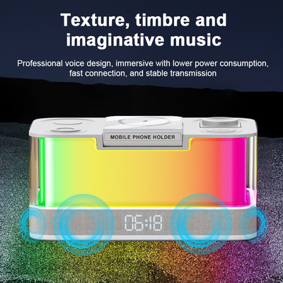 Farbenfrohe Lichter drahtloses Ladegerät für iPhone iWatch und AirPods mit Bluetooth-Lautsprecher