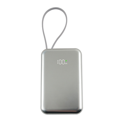 Portable Power Bank mit Li-Polymer-Batterie / 18650 Batterietype und 38,3 bestanden