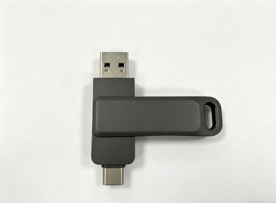 Pistolenschwarze Gehäusefarbe mit mattem USB 3.0 mit Typ-C-Dose passend zum Telefon