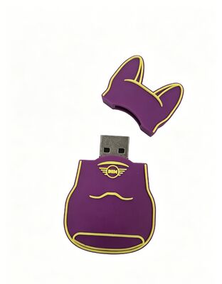 MINI-Logo-Öffnungsform über USB mit individuellen Logos, die durch eine PVC-Form zusammengefügt werden, um nahtlose Produktionsprozesse zu ermöglichen