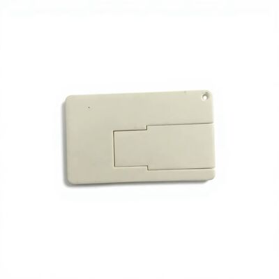 Stoß- und wasserdichte MINI Kreditkarte USB-Sticks Metall-Kunststoff-Support Daten hochladen Langlebige tragbare USB-Laufwerke für die Datenverwaltung