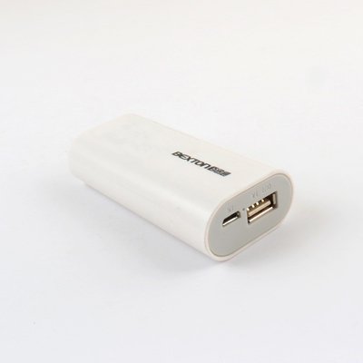 Hochrangige volle Batterie-Plastikenergie-Bank 2400mah 3000mah 18650 Li Ion