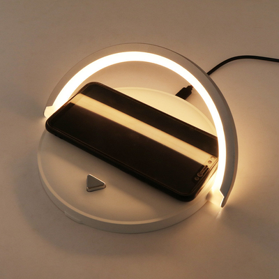 3 in einer schnellen Uhr des Ladegerät-15W IPhone Airpods Apple mit LED-Licht